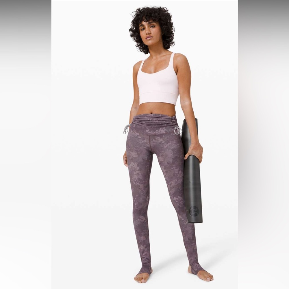 Lululemon Hug your Core Super High-Rise Tight 28"